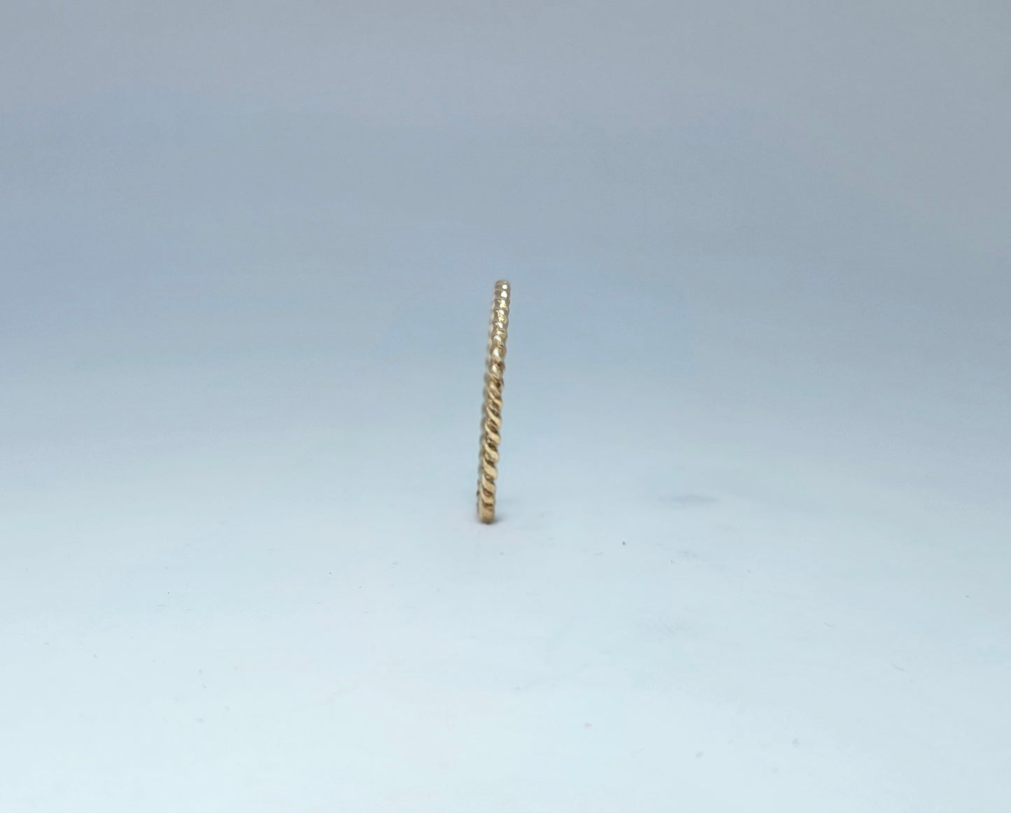 14 kt gold filled textured wire ring